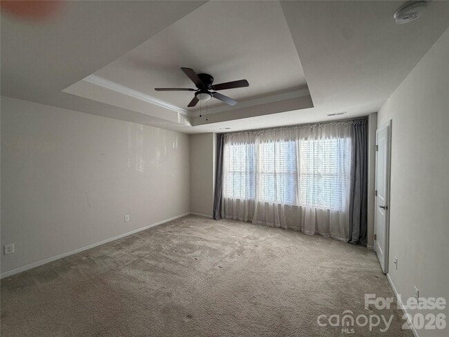 Building Photo - 318 Willow Wood Ct