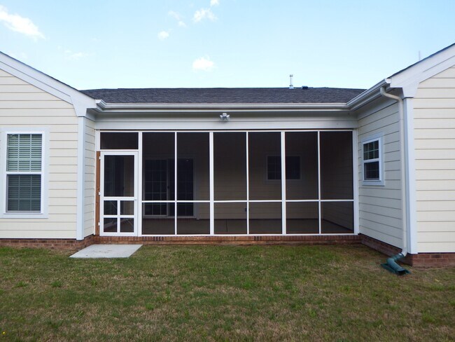 Building Photo - 4022 Kingston Pkwy