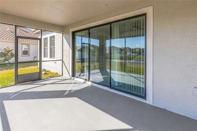 Building Photo - 11954 Cinnamon Fern Dr