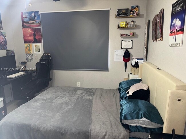 Building Photo - 3375 W 76th St