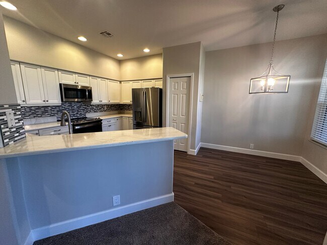 Building Photo - 9241 Bayberry Bend