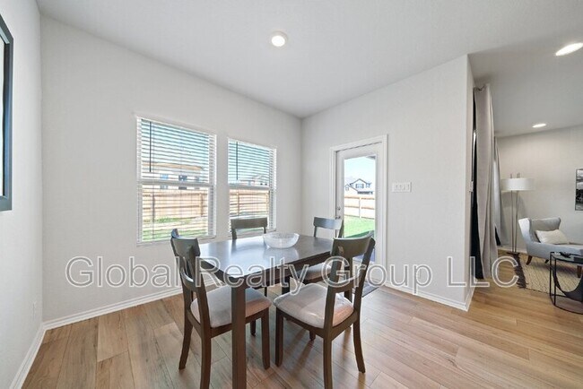 Building Photo - 6735 Shiraz Wy