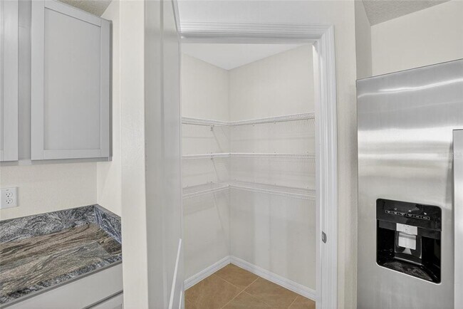 Building Photo - 3288 Silver Date Dr