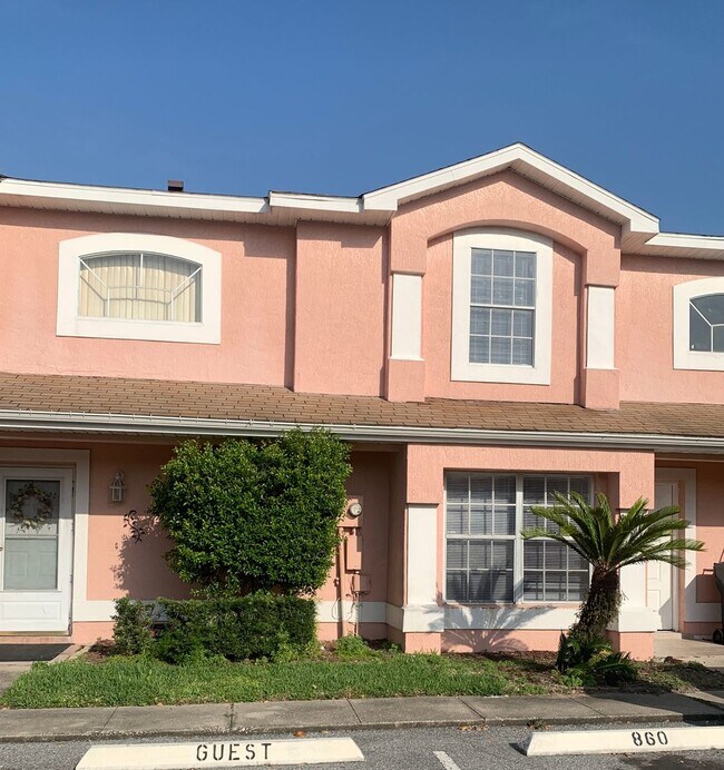 Building Photo - Nice 3 bedroom /2 bath 2 story townhome at Park Place at Meadows Woods in Orlando