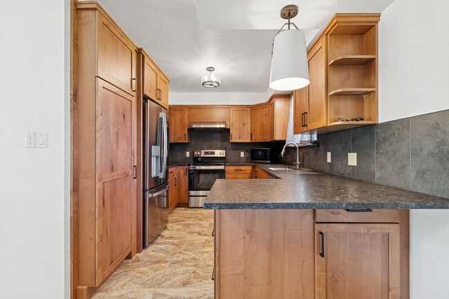 Building Photo - Whitefish Home