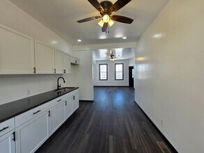 Building Photo - Fully Updated 2 bedroom 1 bathroom home for rent!