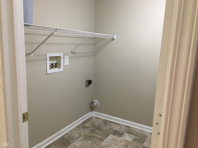 Building Photo - 8072 Birchfield Dr