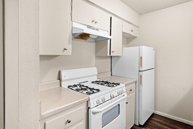 Building Photo - 2314 Parker Ln