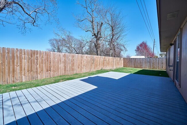 Building Photo - 13410 Ryan Landing Dr