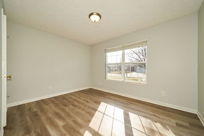 Building Photo - Brownsburg Schools and a Fenced Backyard!!