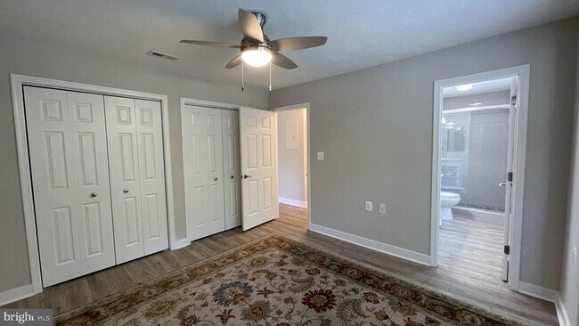 Building Photo - 11154 Summers Cove