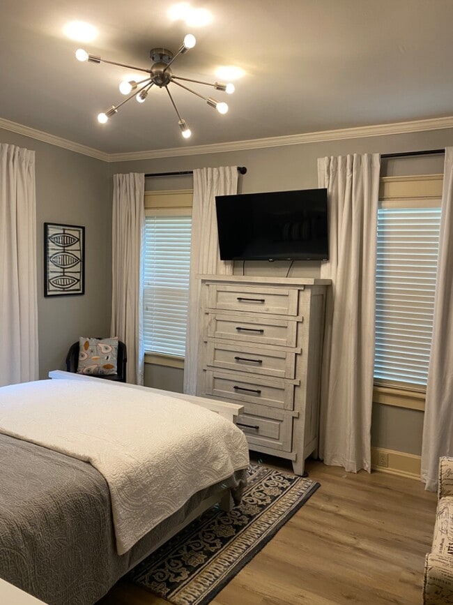 Building Photo - 322 N New Madrid St