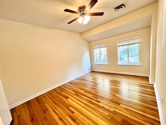 Building Photo - 11083 Saffold Way