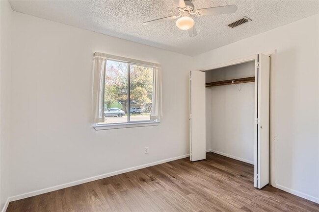 Building Photo - 7304 Loganberry Dr