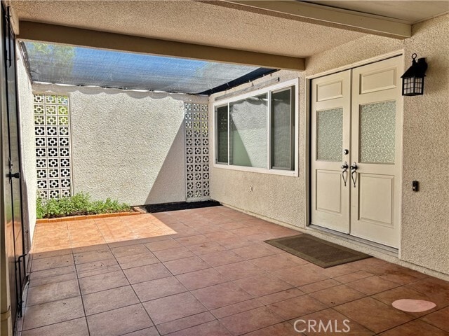 Building Photo - 502 Avenida Sevilla