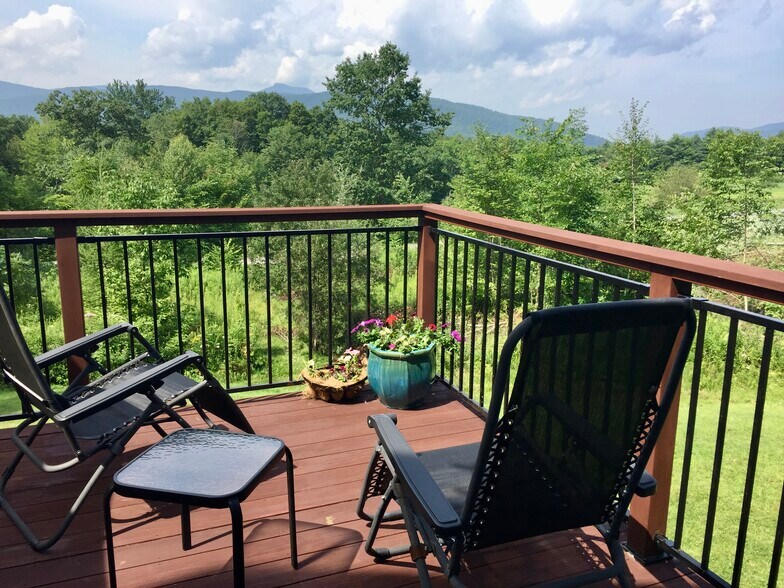 Building Photo - 475 Black Bear Holw