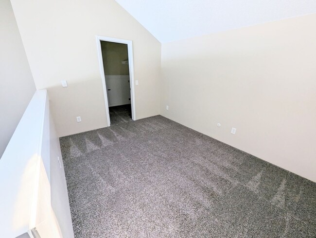 Building Photo - 2 Bed 1 Bath Condo Near Cherry Creek