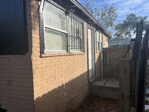 Building Photo - Lakeland Duplex for Rent