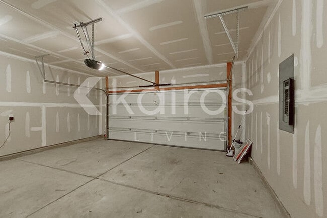 Building Photo - 141 Whitton Ct