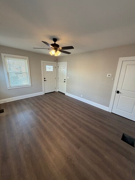 Building Photo - 2544 Williams Ave