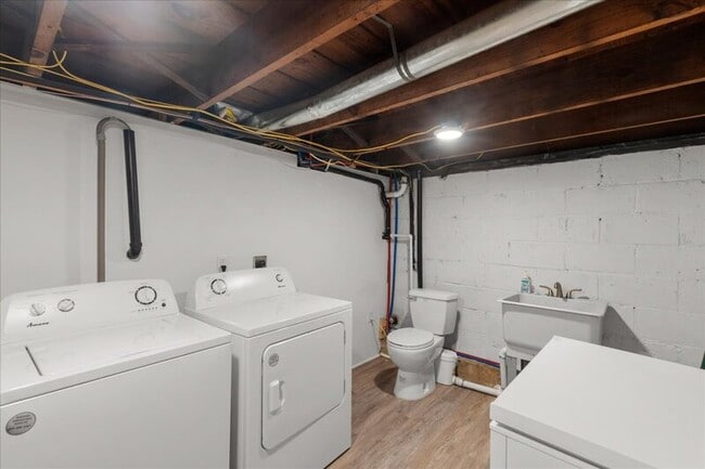 Building Photo - 6008 Second St.