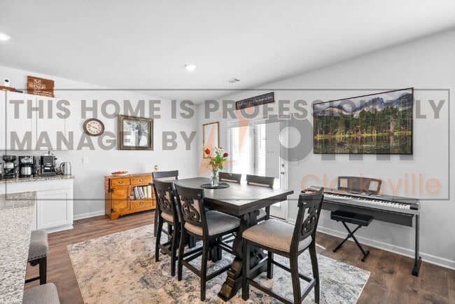 Building Photo - "JUST REDUCED - Charming Four Bedroom Retr...