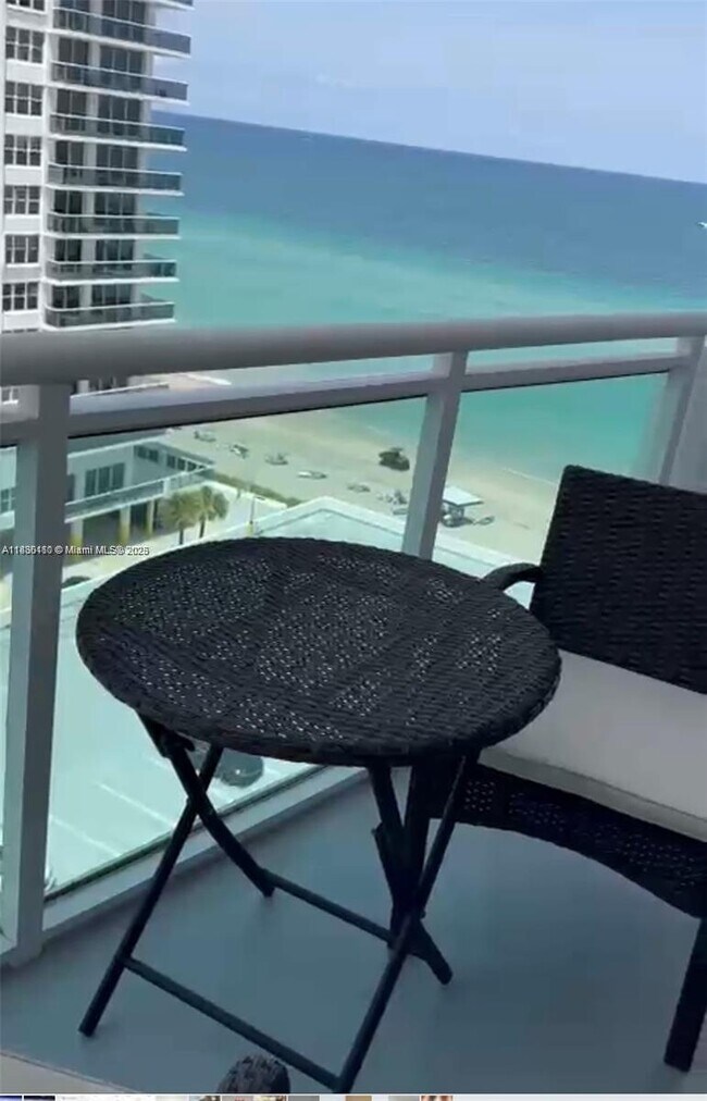 Building Photo - 3001 S Ocean Dr