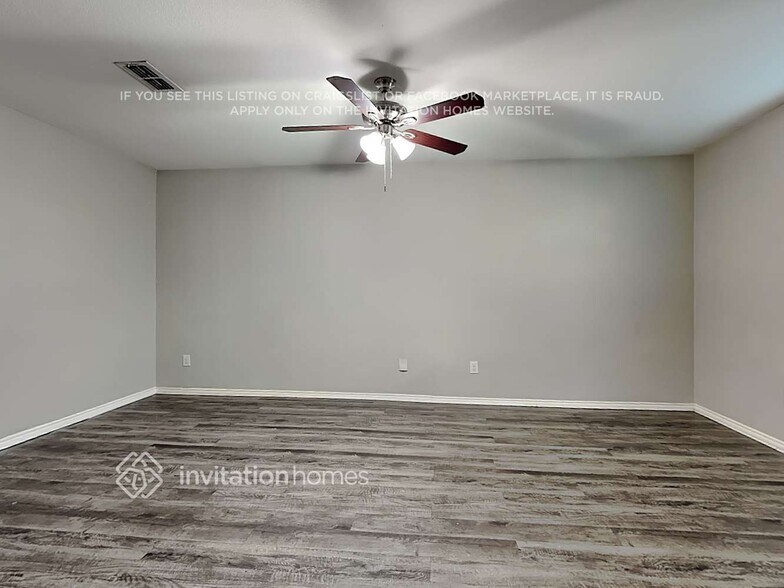 Building Photo - 112 Abelia Dr