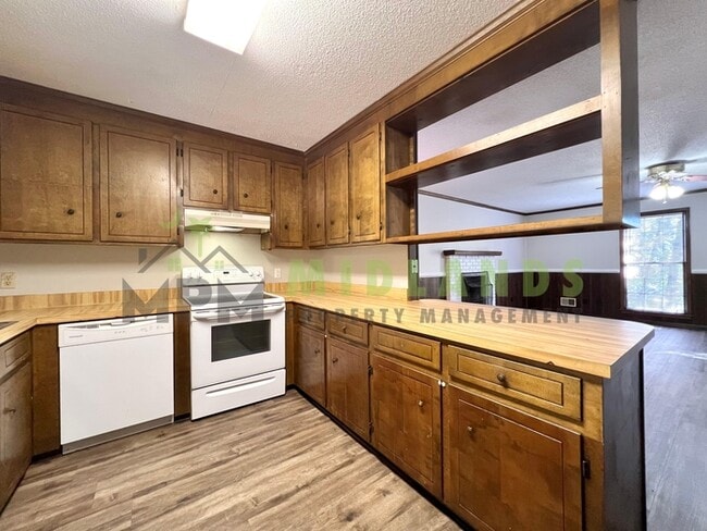 Building Photo - 6101 McMillan Cir