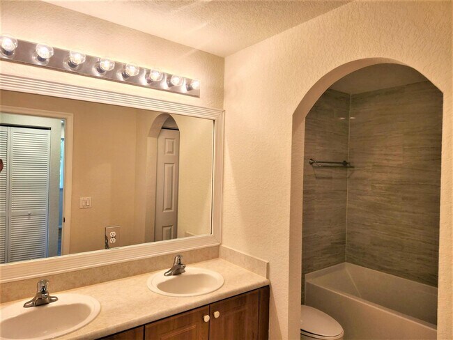 Building Photo - 785 Imperial Lake Rd