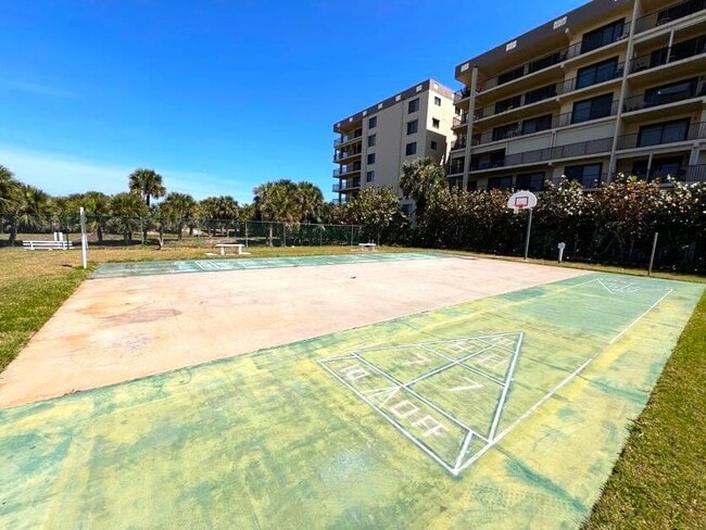 Building Photo - 3190 N Atlantic Ave