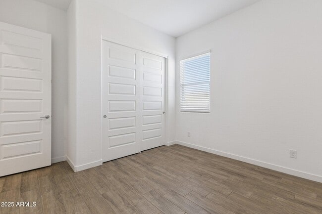Building Photo - 531 S Owl Dr
