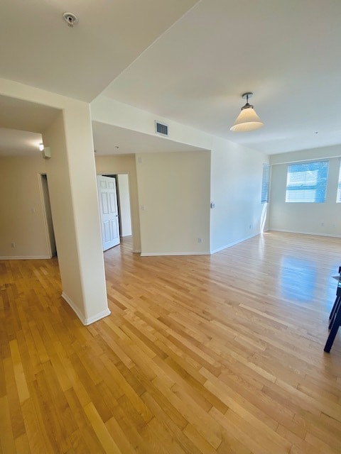 Building Photo - 350 K St