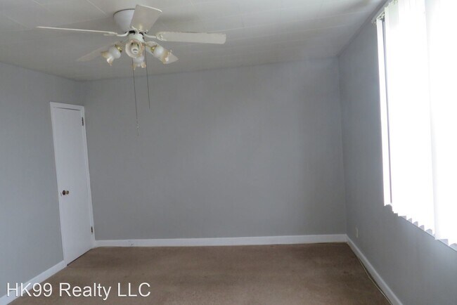 Building Photo - 3 br, 1.5 bath House - 2742 Elbridge St.