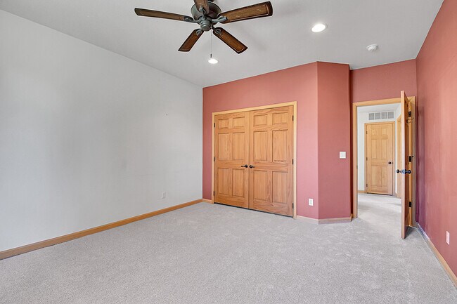 Building Photo - 33628 Berg Ln