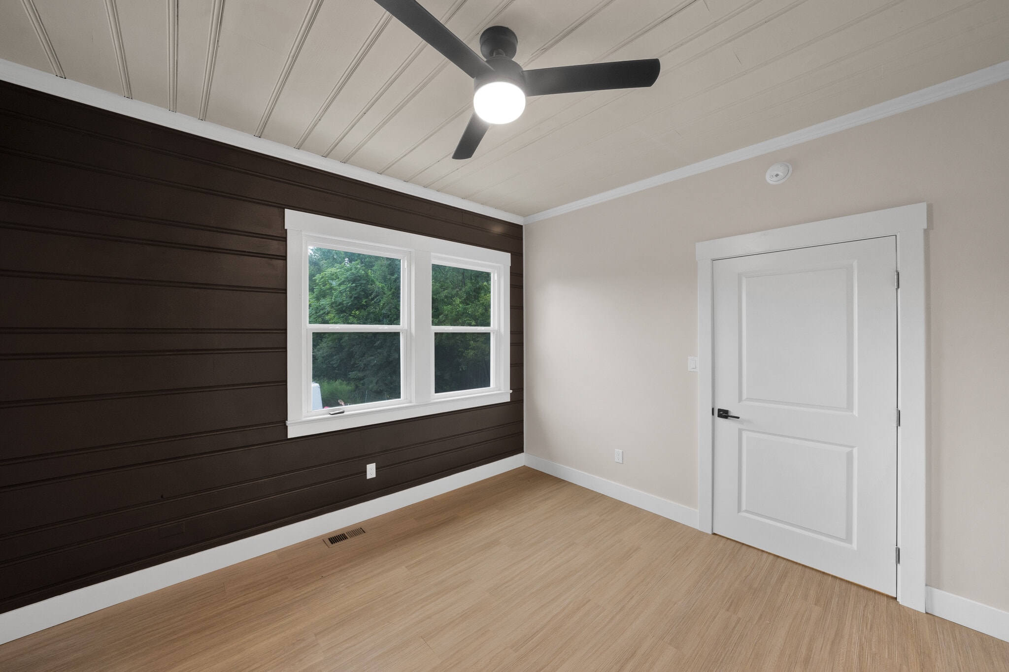 Building Photo - 71 Dreamland Park Dr