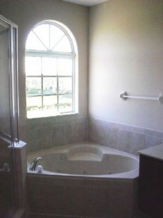 Building Photo - 3/2.5 Townhome