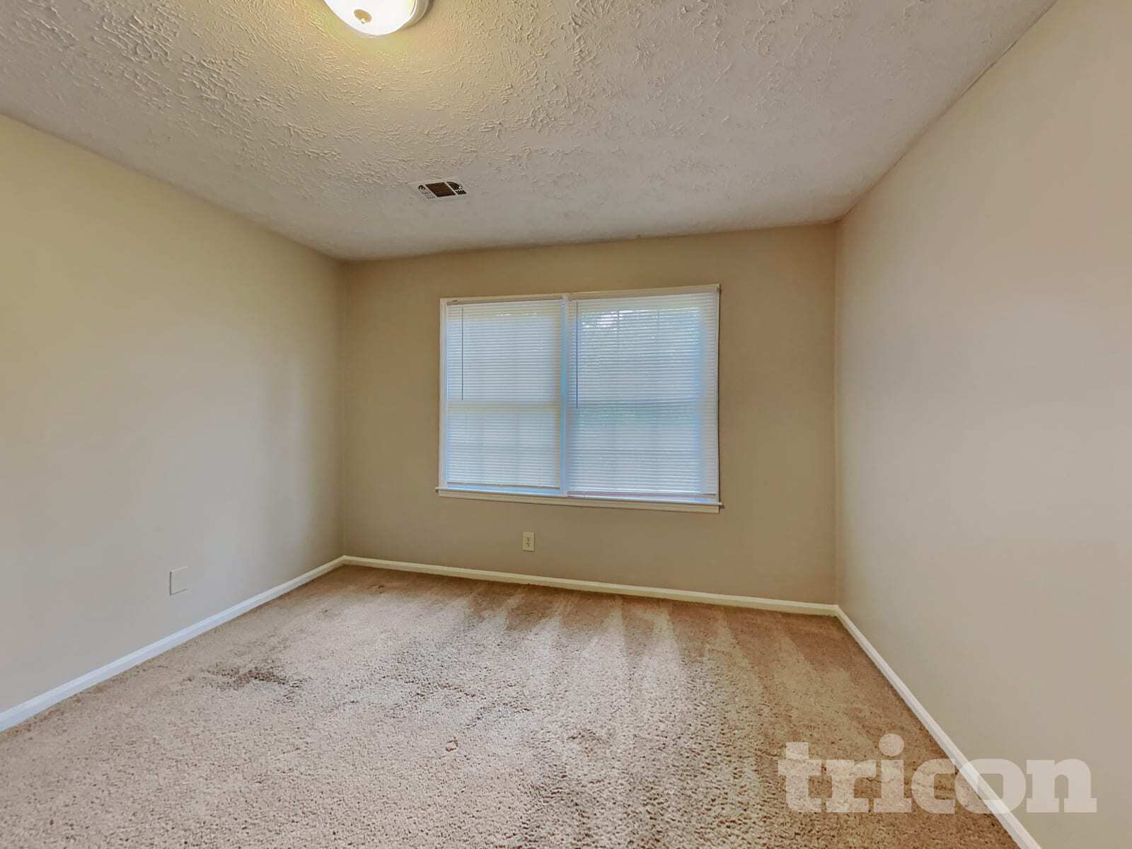 Building Photo - 5181 Vivid Dr SW