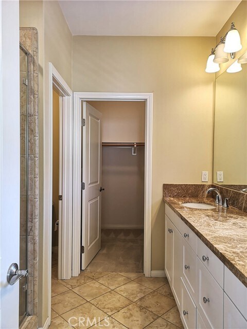 Building Photo - 106 Pendant