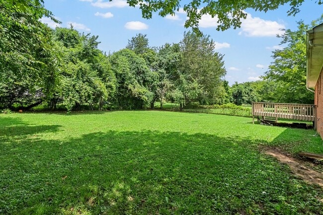 Building Photo - 401 Pacific Ave