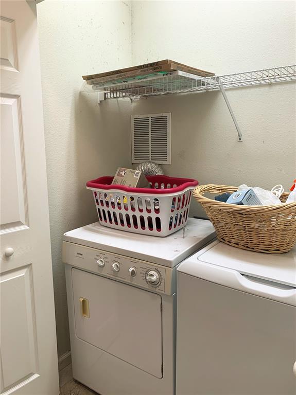 Building Photo - 10222 River Palencia Ct