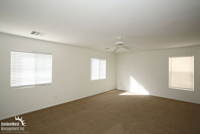 Building Photo - Beautiful 3Bdm 2.5Ba Home near Centennial ...
