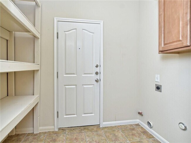 Building Photo - 3224 Ranch Park Trail