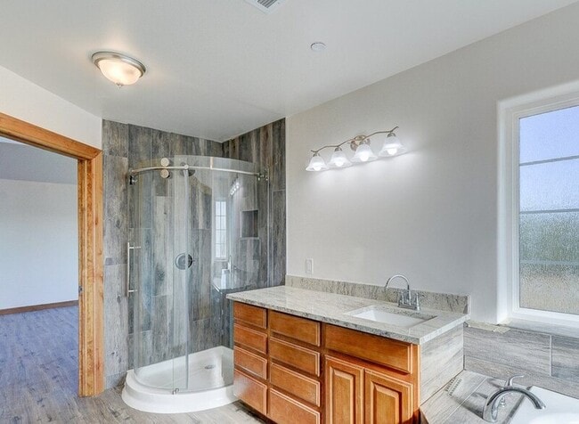 Building Photo - 6820 Willow Vista Ct