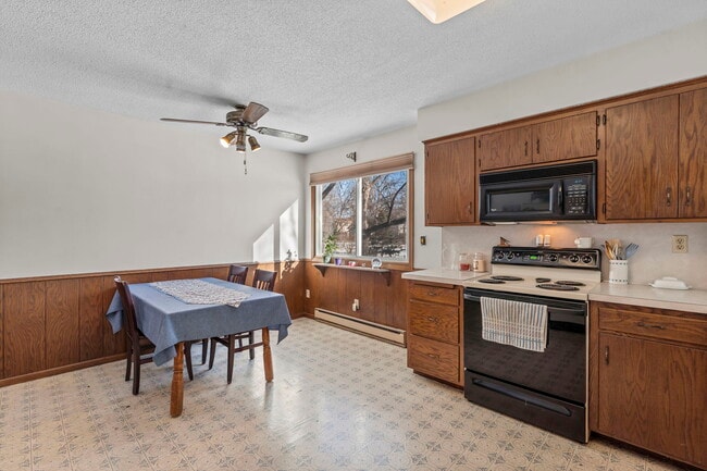 Building Photo - 4214 Xenia Ave N