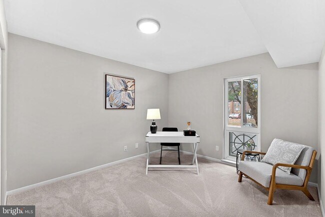 Building Photo - 11808 Breton Ct