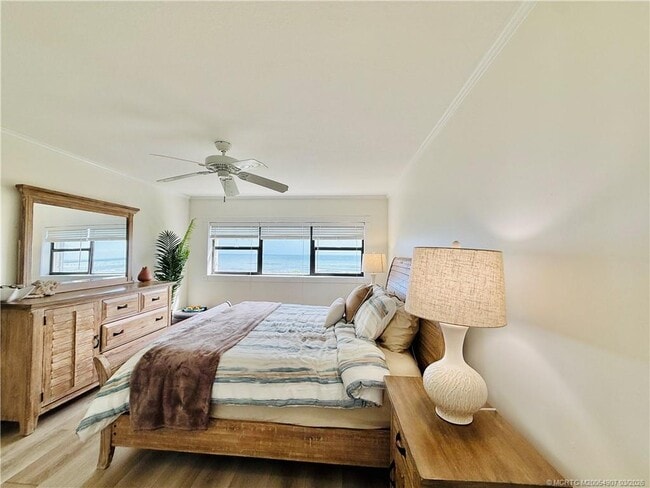 Building Photo - 7410 S Ocean Dr