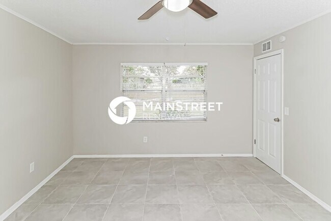 Building Photo - 3 Bedroom Pet-Friendly Home in Lutz, FL wi...