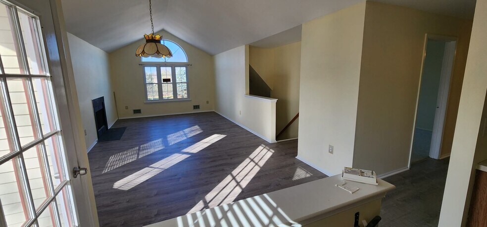 Building Photo - 1410 Pinhorn Dr