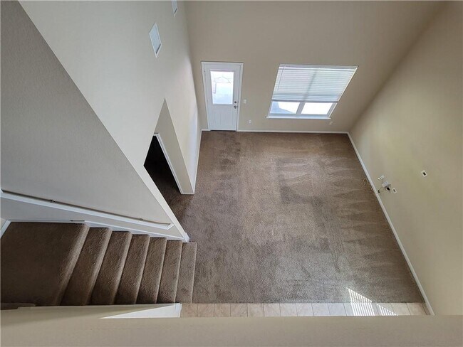 Building Photo - 405 Libani Ln